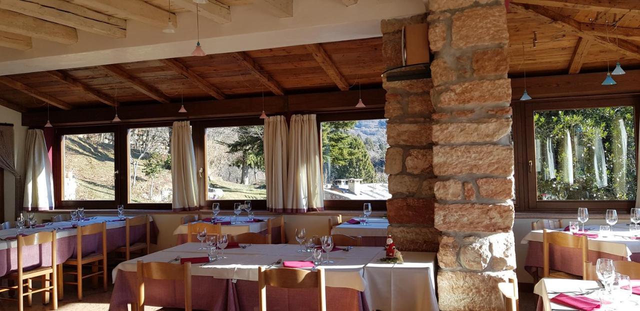 Albergo Ristorante Leso Bosco Chiesanuova Eksteriør billede